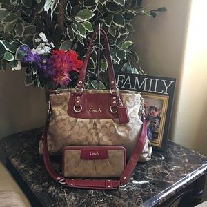 Ashley Signature Set💕